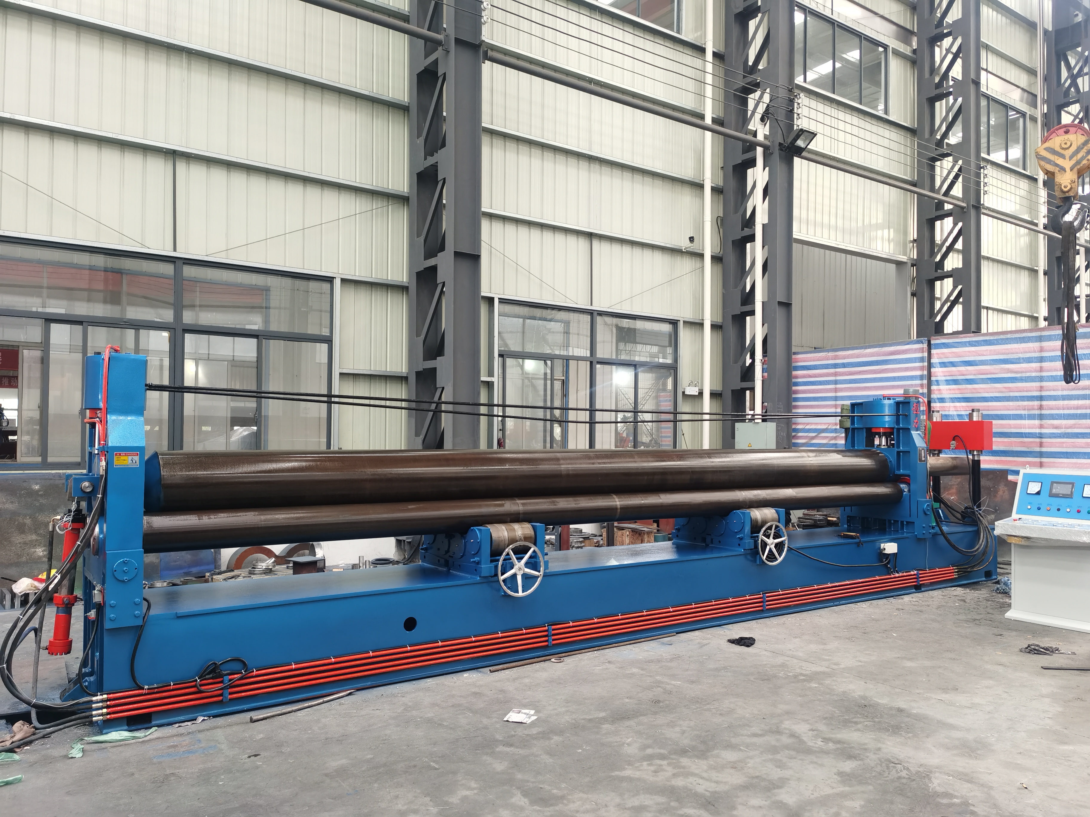 Hydraulische symmetrische 3-Walzen-Plattenwalzmaschine W11Y